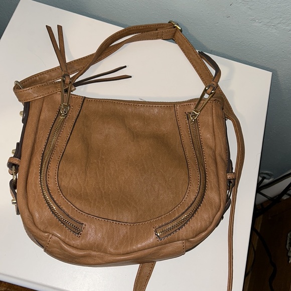 Jessica Simpson Handbags - Jessica Simpson crossbody bag